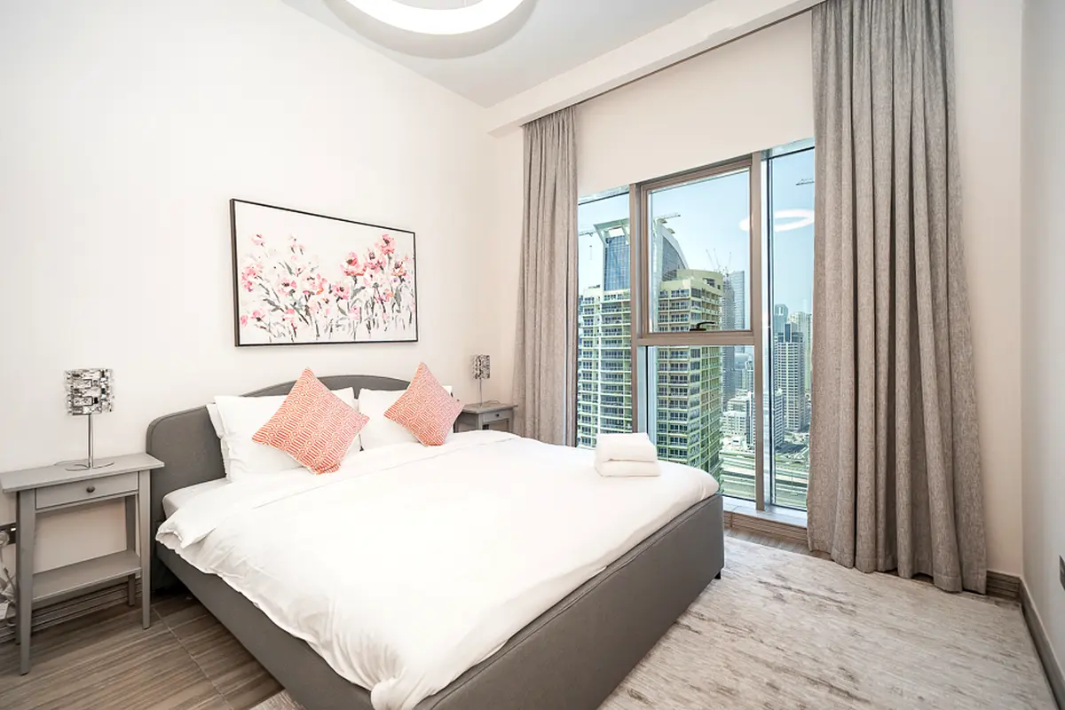 Gorgeous 1BR apt with Lake View, MBL Residence