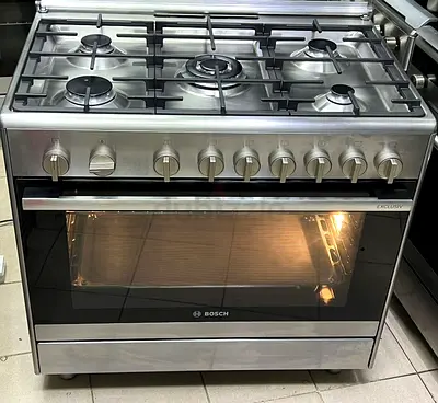 Bosch brand gass cooker size 90/60cm for sale in excellent condition