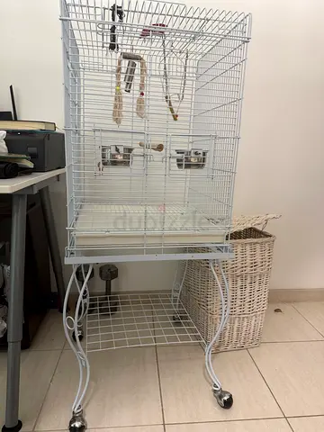 Bird Cage with Stand very clean and light usage