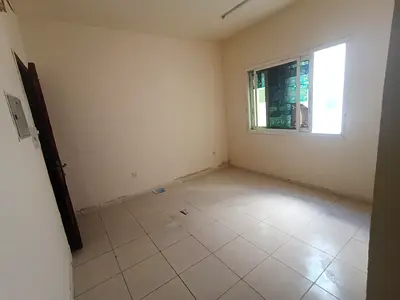 Spacious Studio with separate kitchen for bachlor