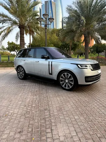 2023 Land Rover Range Rover HSE - GCC Specs