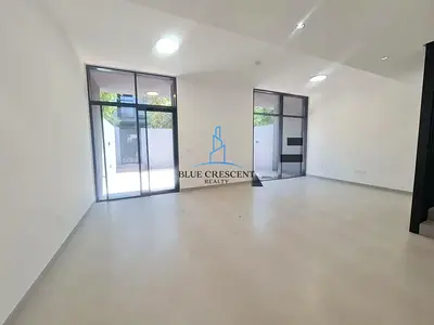 Stylish Townhouse | Family Friendly | Green Surroundings