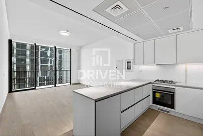 Elegant Unit | Spacious Layout | Vastu | Park View