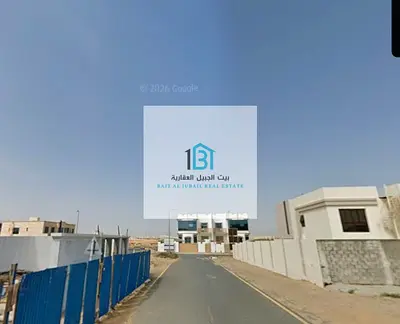 🏢 للبيع: أرض سكنية/تجارية – الرقيبة، الشارقة