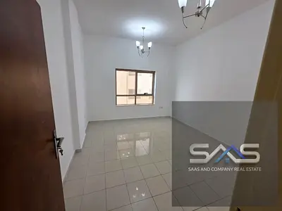 For rent: Three-bedroom apartment with a living room on the Corniche, spacious and elegantly designed, prime location for convenience.