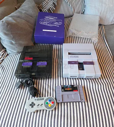 Super Nintendo Entertainment System (SNES) Console
