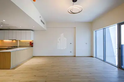 Modern | High Floor | Next to Metro| Rented