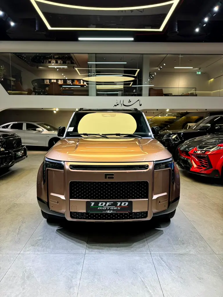 Rox Adamas First-Class