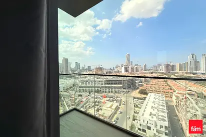 Vacant High Floor Fully Furnished Smart Home