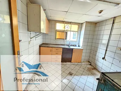 SPECIOUS NICE 2BHK CENTRALISED AC AND GAS WITH WARDROBE FAMILY BUILDING JUST 36K AL. MAHATAH