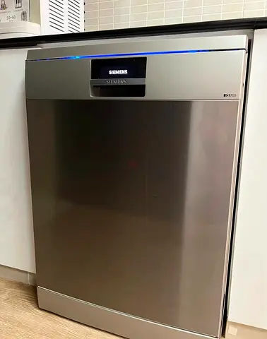 Siemens iQ700 Dishwasher Three rack