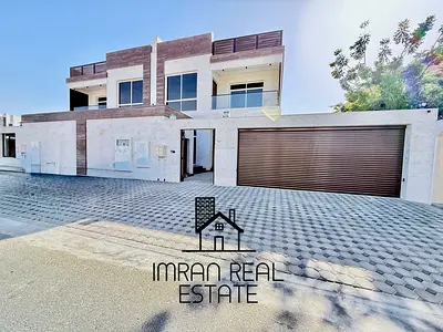 Luxury Bright & Spacious 5-BR |Well-Maintained Family Villa in Hoshi