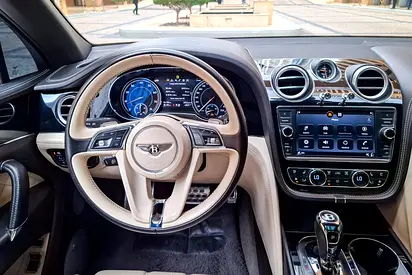 2017 Bentley BENTAYGA — миниатюра 10