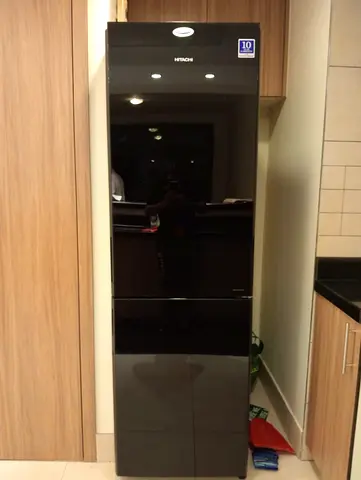Hitachi Refrigerator bottom freezer fridge black glass freestanding