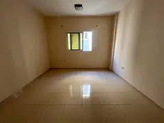 Lavish 1BHK with 2 washrooms and 4 or 6 cheque payment