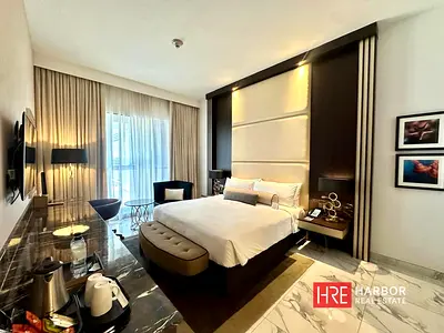 Skyline Views | Elegant Studio | Premium Amenities