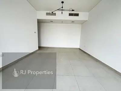 Like Brand New Building In School Zone Spacious Appartment Open View