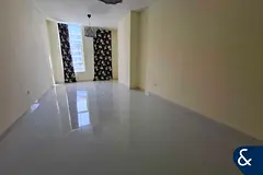 RECENT REFURB | VACANT | PRIME LOCATION