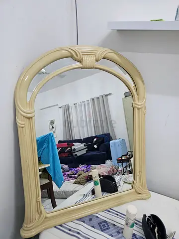 Table mirror