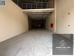 Warehouse for annual rent in Al Jurf Industrial Area 2, ready for immediate use - Area 4400 sq ft -