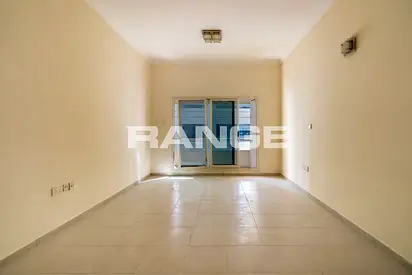 Huge and Bright Studio| Staff | Executive