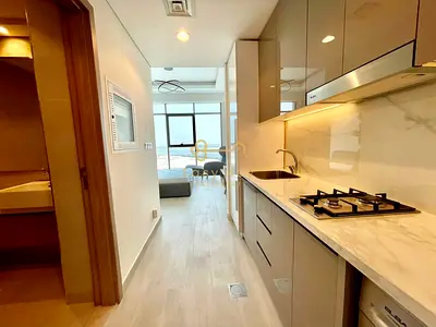 Mid Floor | Great Amenities | Ready to Move
