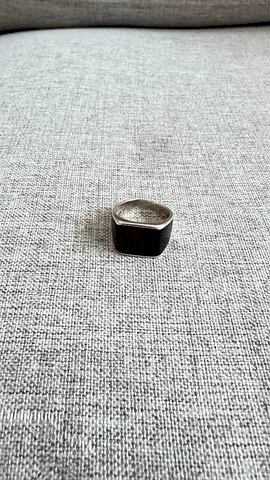 Ring silver