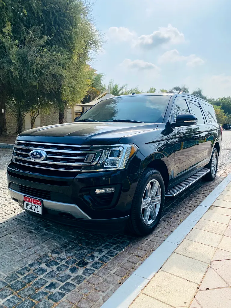 Ford Expedition 2019 — photo 1 of 17