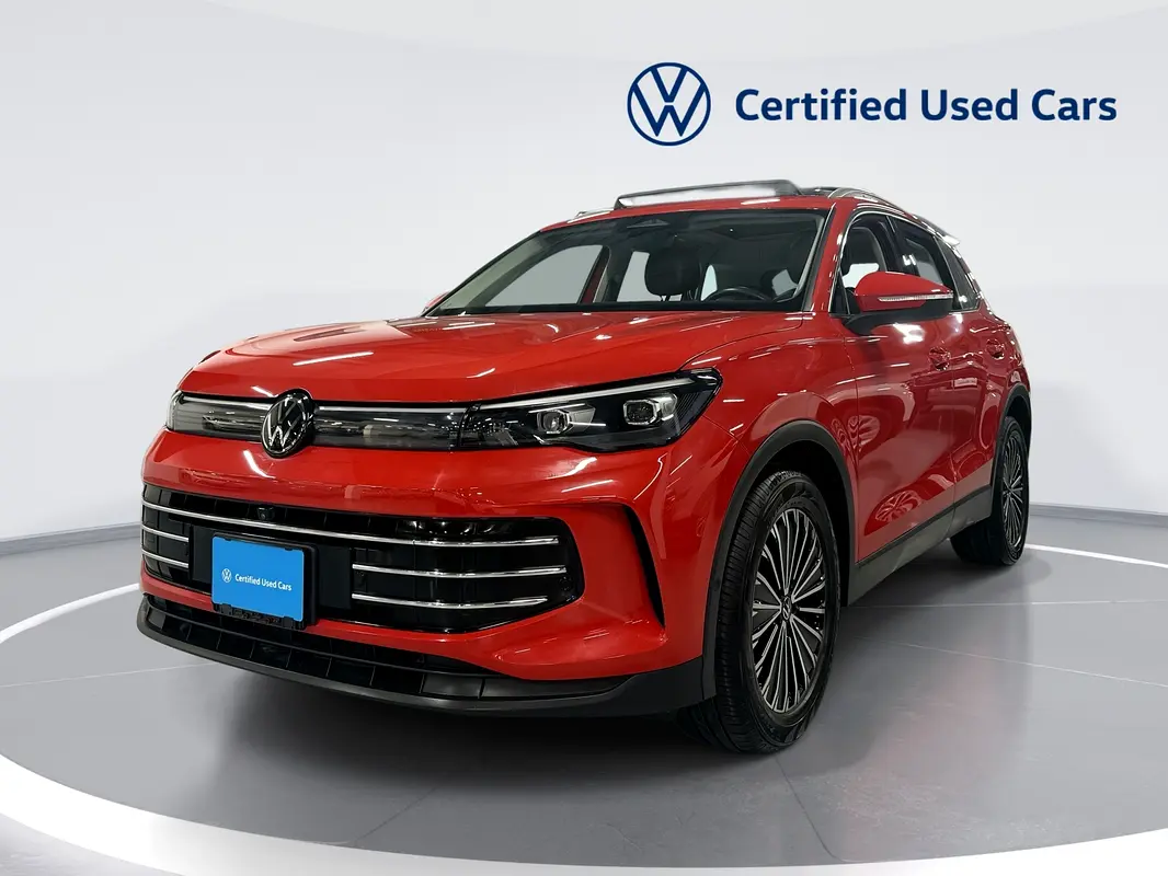 Volkswagen Tiguan 2024 — photo 1 of 13