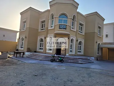 5 BEDROOM ENSUITE VILLA with LARGE GARDEN