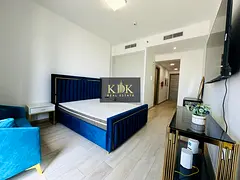 All bills included | 12 cheques | marina view
