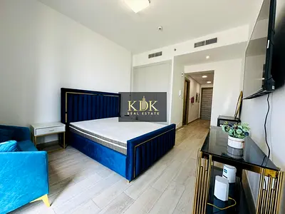 All bills included | 12 cheques | marina view