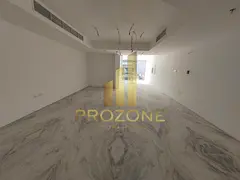 CHILLER FREE | PRIME LOCATION | SHOP