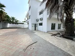 Large 6BR villa in Al Jazzat with 8 bathrooms, big garden and parking for up to 8 cars, prime locati