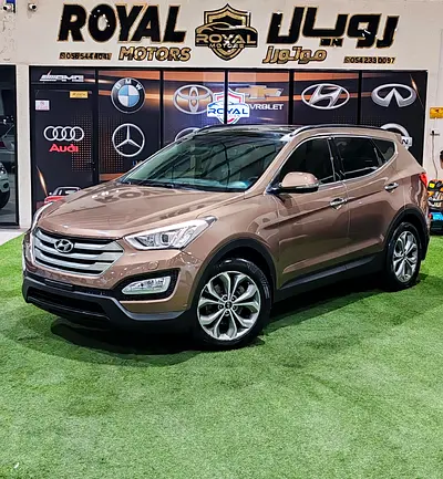 Santa Fe 2015 GCC 7 seats Limited option