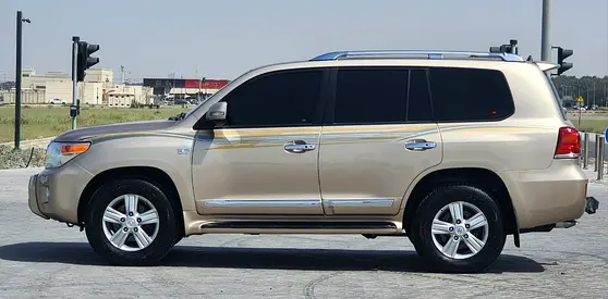 2015 Toyota LAND CRUISER 照片 4