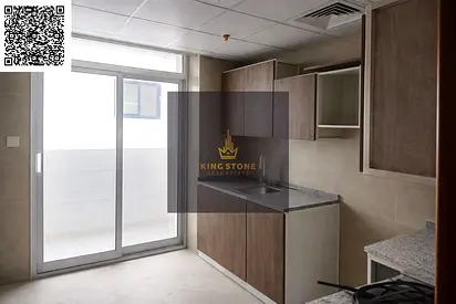 إعلان مميز للإيجار – غرفة وصالة بالقرب من كورنيش عجمان