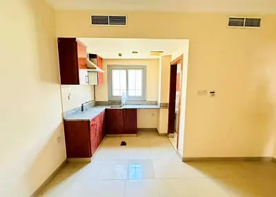 Lavish studio//near to bus station and park