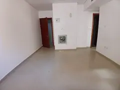 Lavish 1BHK with central AC and 6 cheque payment