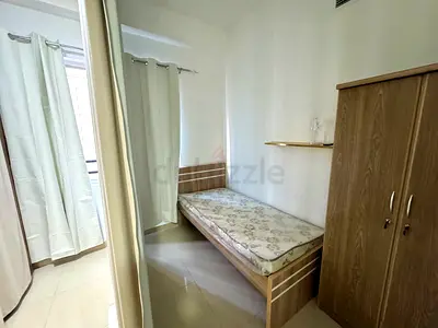 Premium bed space fully closed LADIES ONLY