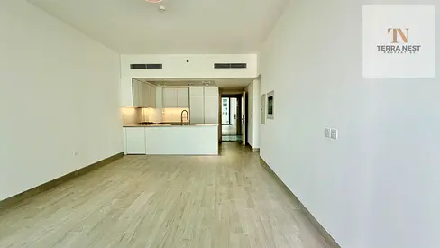 ELEGANT 3 BR | ROOFTOP GYM AND POOLS | HIGH FLOOR | BRIGHTER APARTMENT