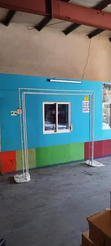 Arch can do Ballon decore or flowers