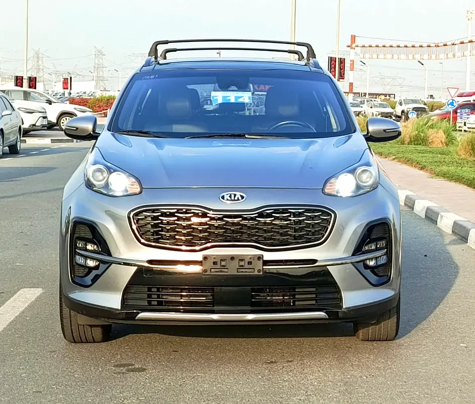 Kia Sportage 2020 — photo 1 of 19