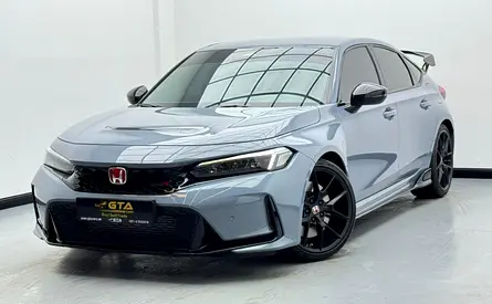 2025 Honda Civic Type R, 2030 Honda Warranty and Service Pack, Excellent Condition, GCC