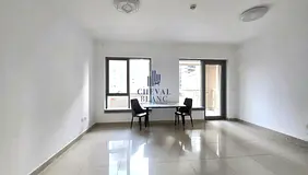 Bright 1-Bedroom Apartment | Balcony | Chiller Free | Prime Downtown Living