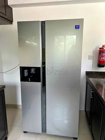 HITACHI Latest model side by side door fridge freezer with ice maker water dispenser