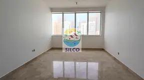 spacious 3bhk / store room / center of city