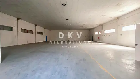 DYNAMIC WEREHOUSE| HUGE SPACIOUS | 200kw POWER LOAD |