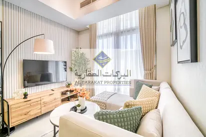 Exclusive l Upgraded l Furnished l Large Size