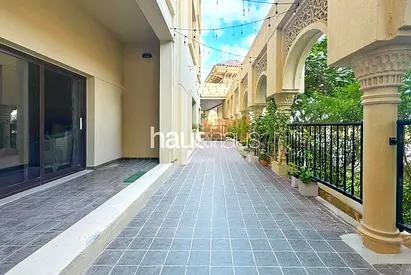 Large Terrace | 2 Bed | Vacant September